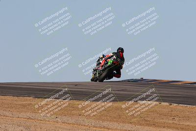 media/Feb-06-2025-Racers Edge (Thu) [[c17ed6f7b1]]/2-B Group/Session 4 End (Turn 10 Backside)/